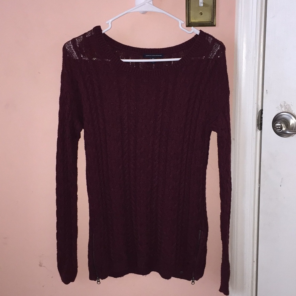 Maroon Sweater With Zipper Sides